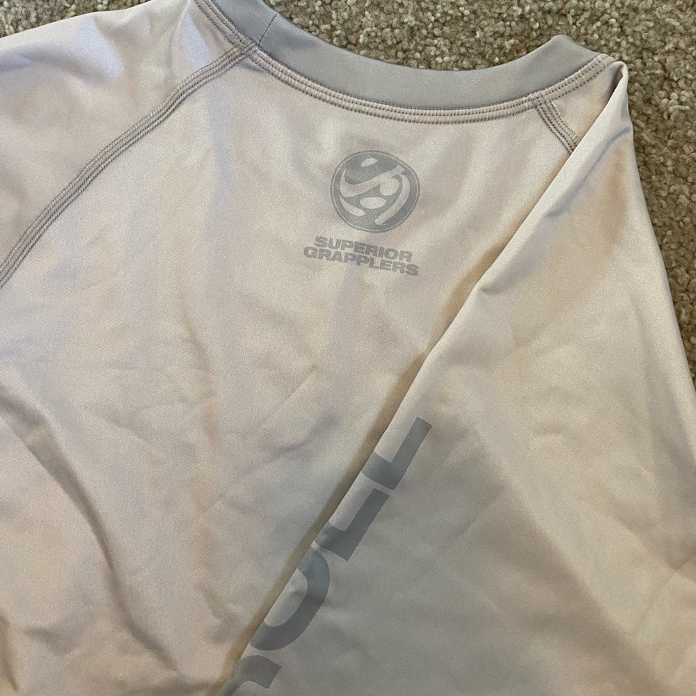 Shoyoroll tradition 22 rash guard LS (beige) - Picture 3 of 7
